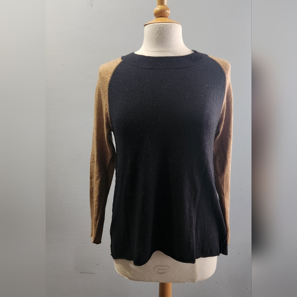 Kerisma Women Black Pullover Sweater With Tan Sleeves